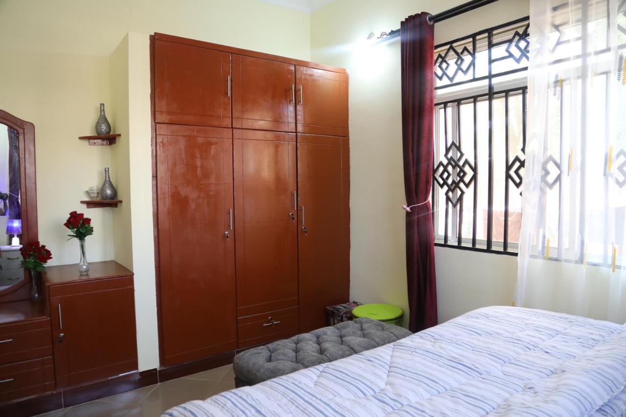 Pearl Lulu Modern Bnb Homestay Dar es Salaam Bagian luar foto