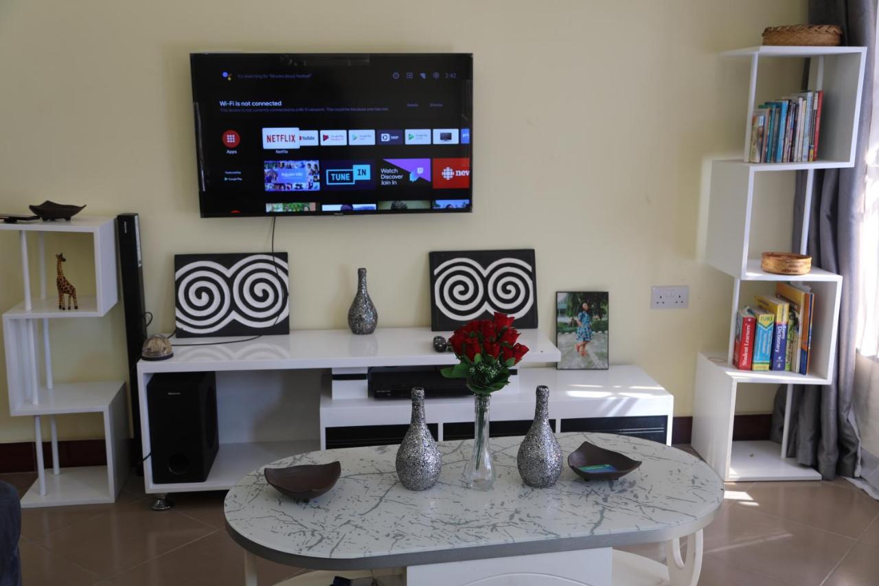Pearl Lulu Modern Bnb Homestay Dar es Salaam Bagian luar foto