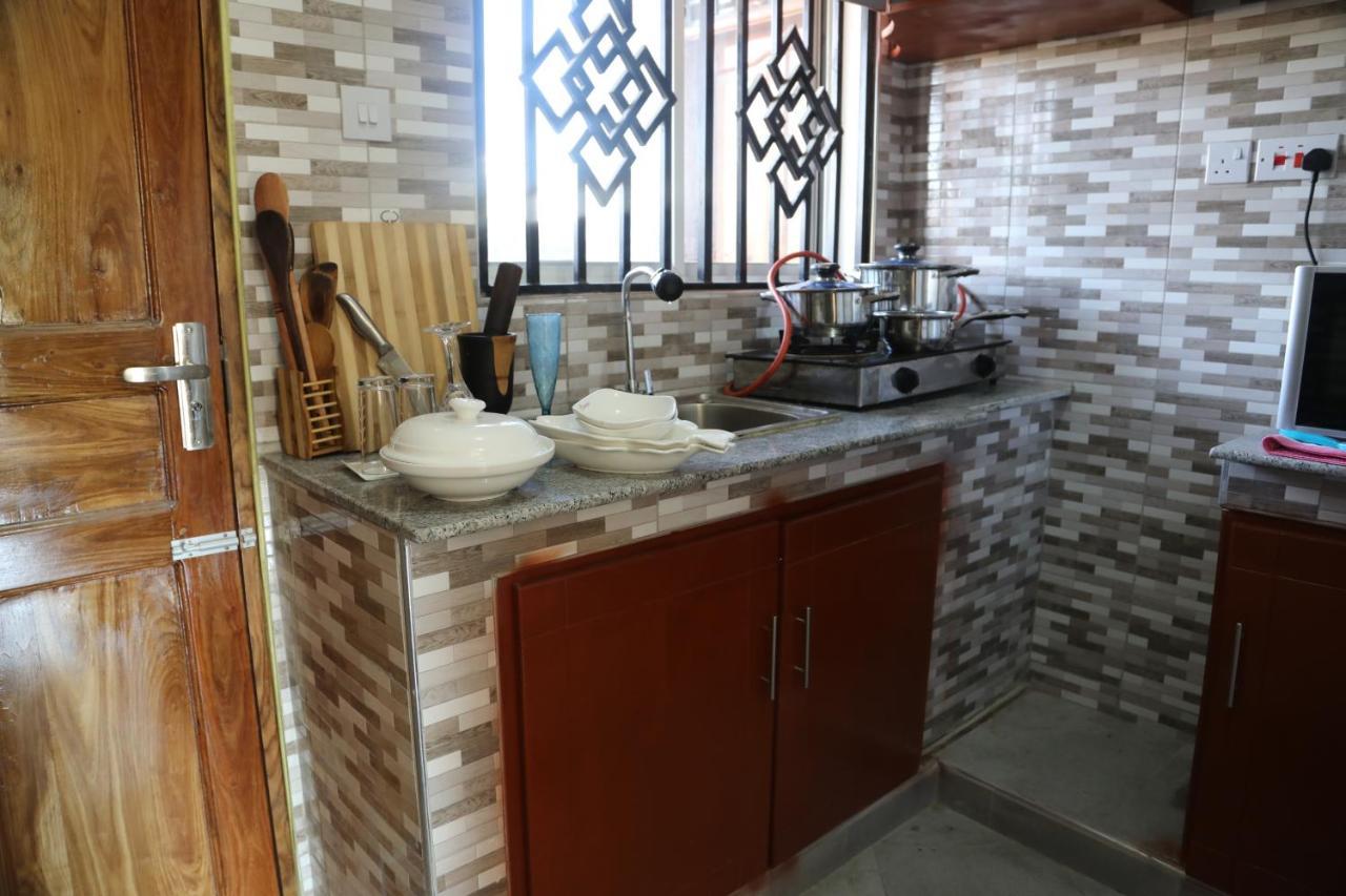 Pearl Lulu Modern Bnb Homestay Dar es Salaam Bagian luar foto