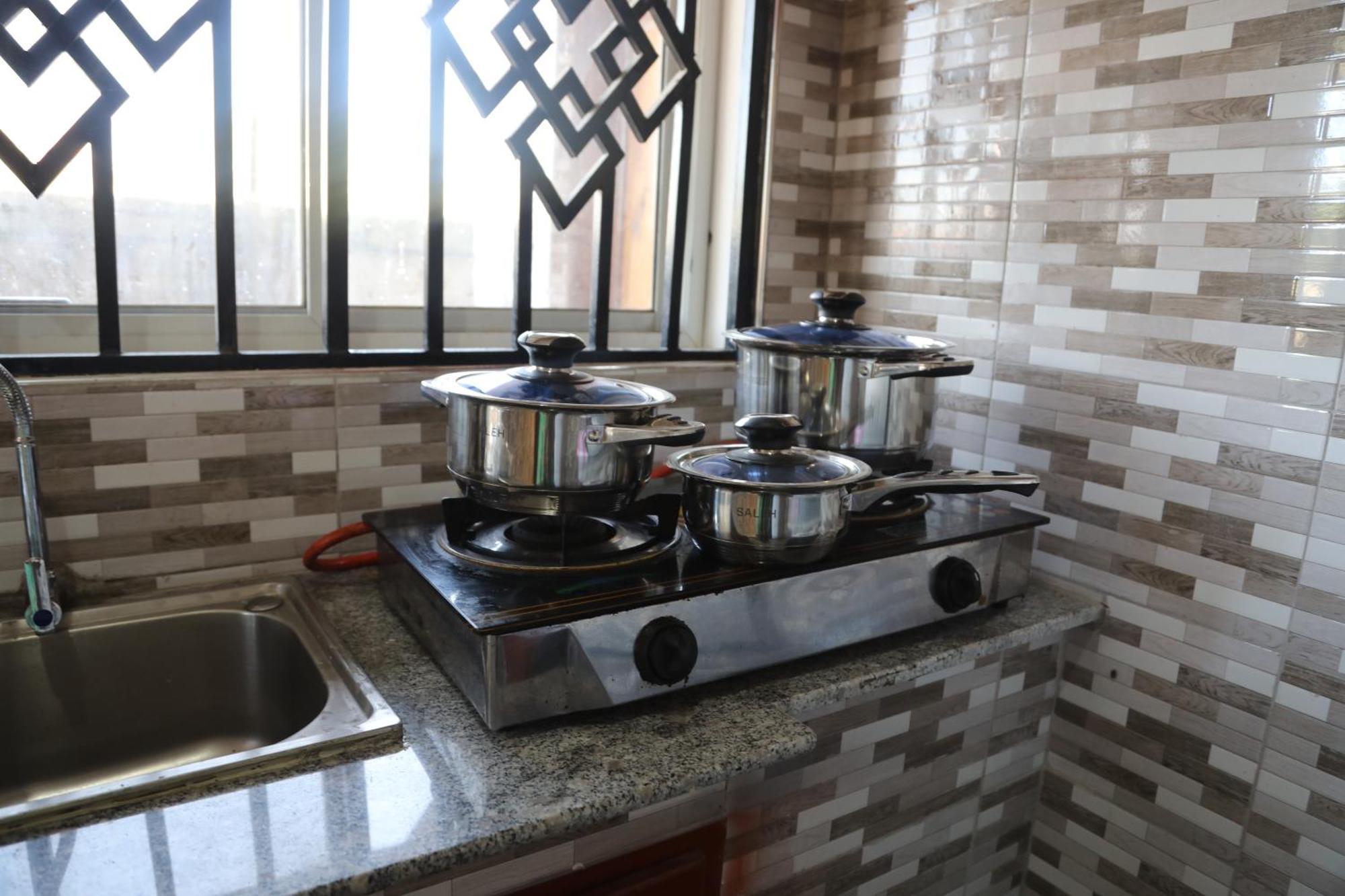 Pearl Lulu Modern Bnb Homestay Dar es Salaam Bagian luar foto