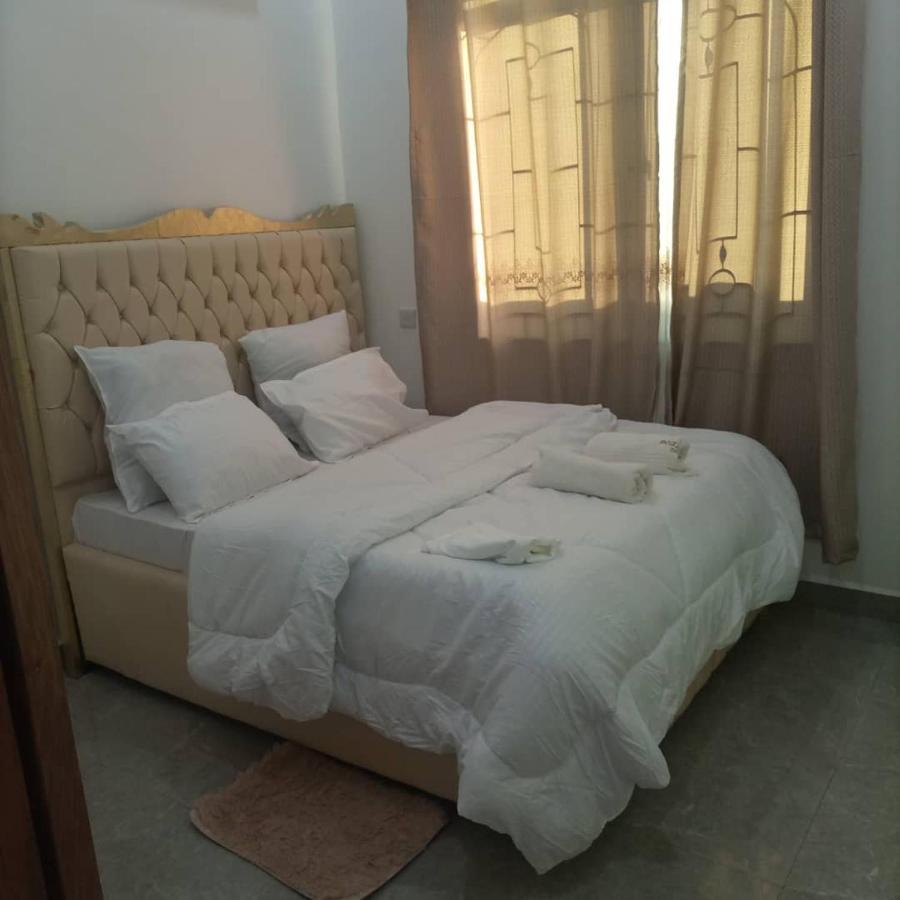 Pearl Lulu Modern Bnb Homestay Dar es Salaam Bagian luar foto